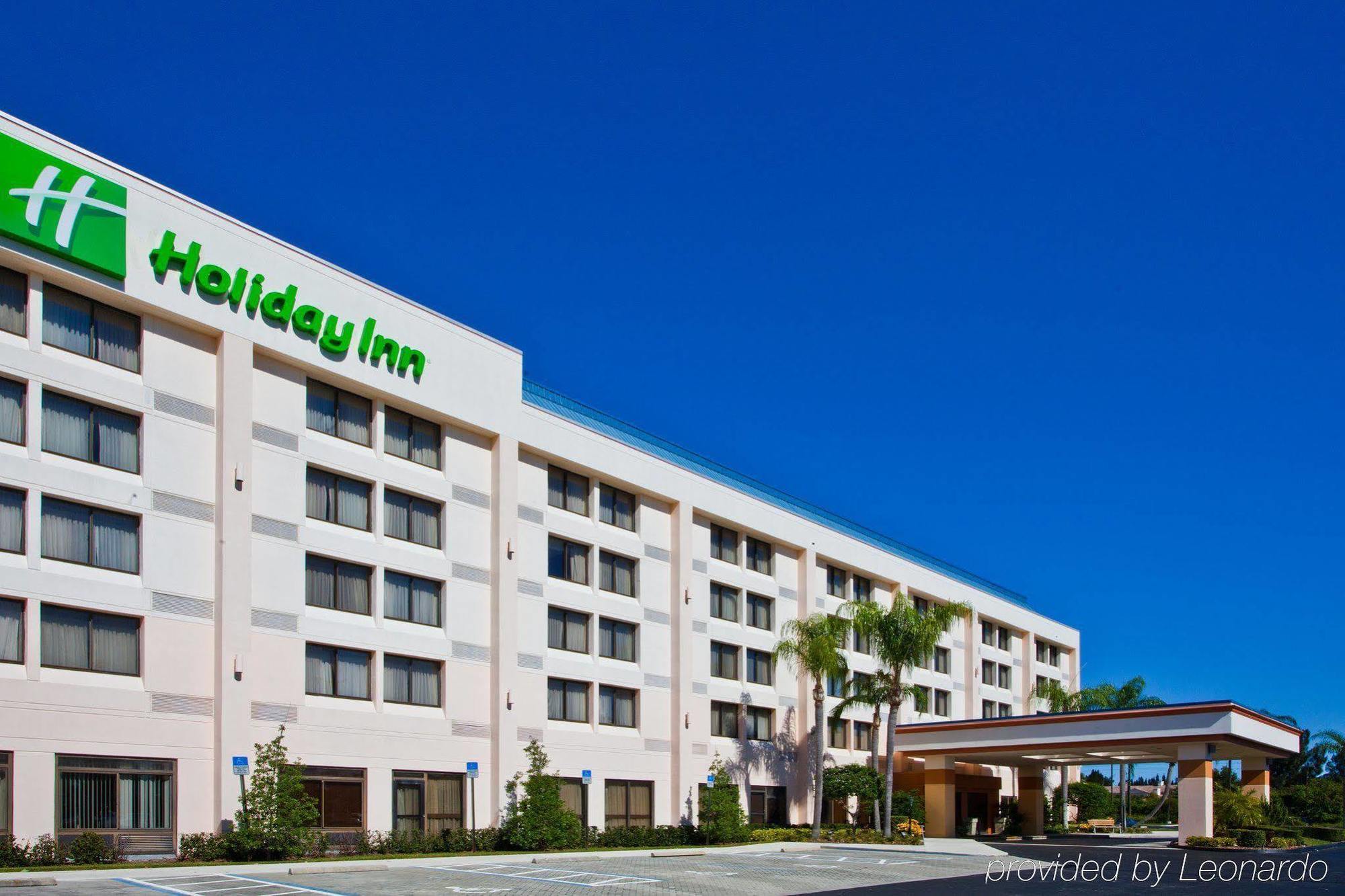 ホリデイ イン ポート セント ルーシー Port St. Lucie エクステリア 写真